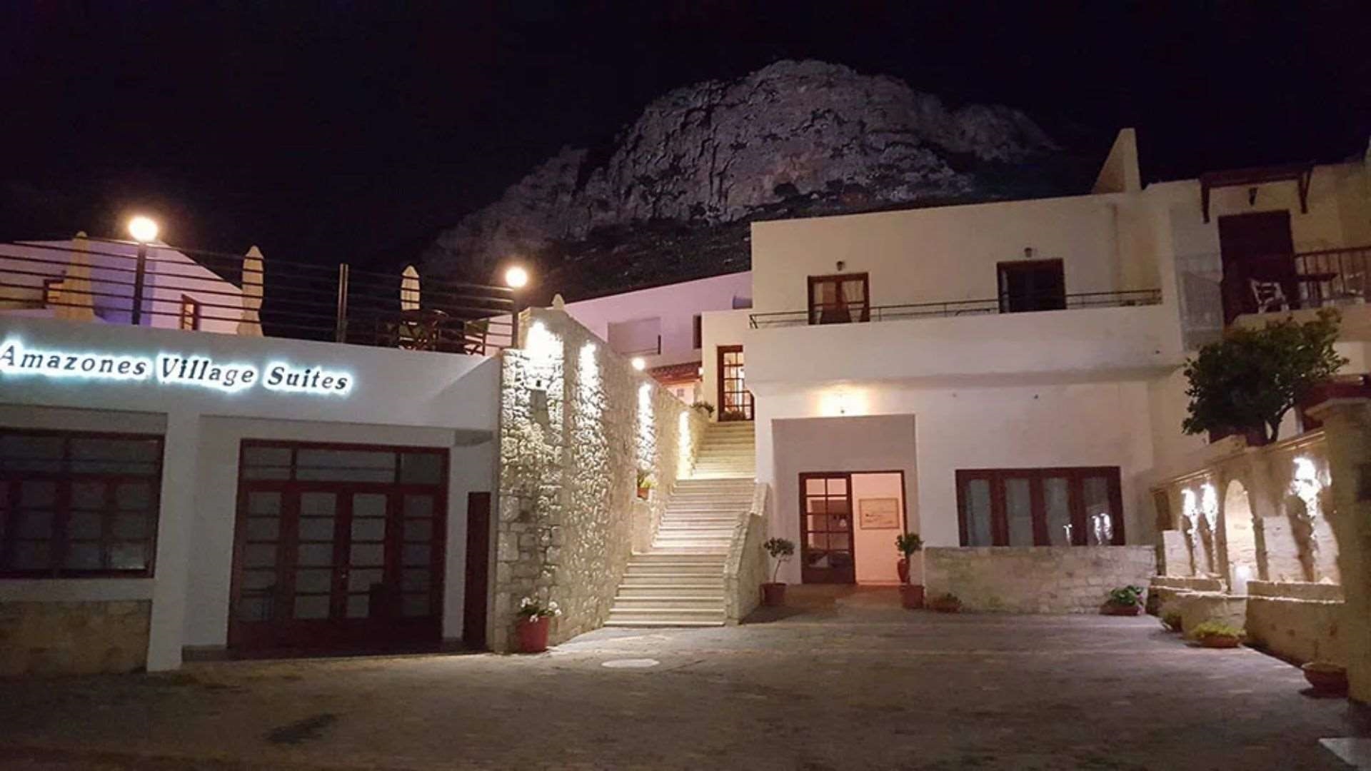 Amazones Villas Apartment