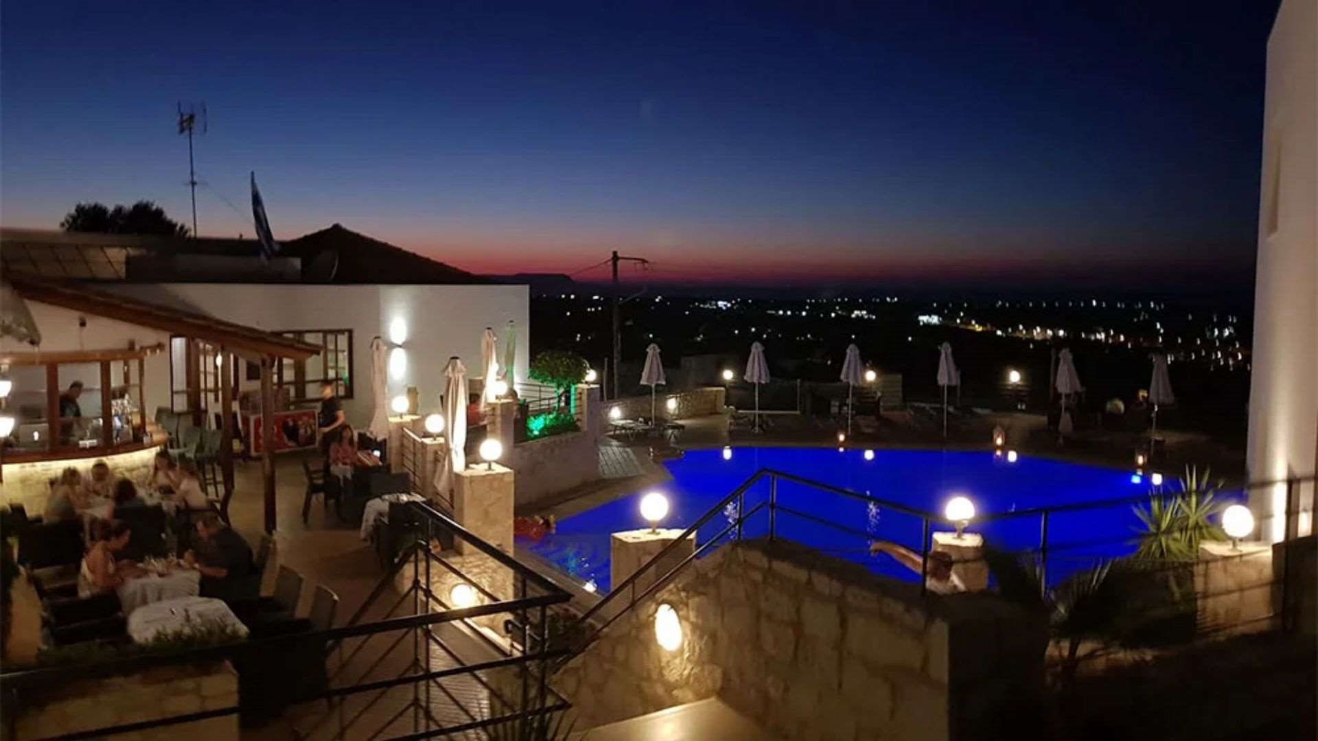 Amazones Villas Apartment