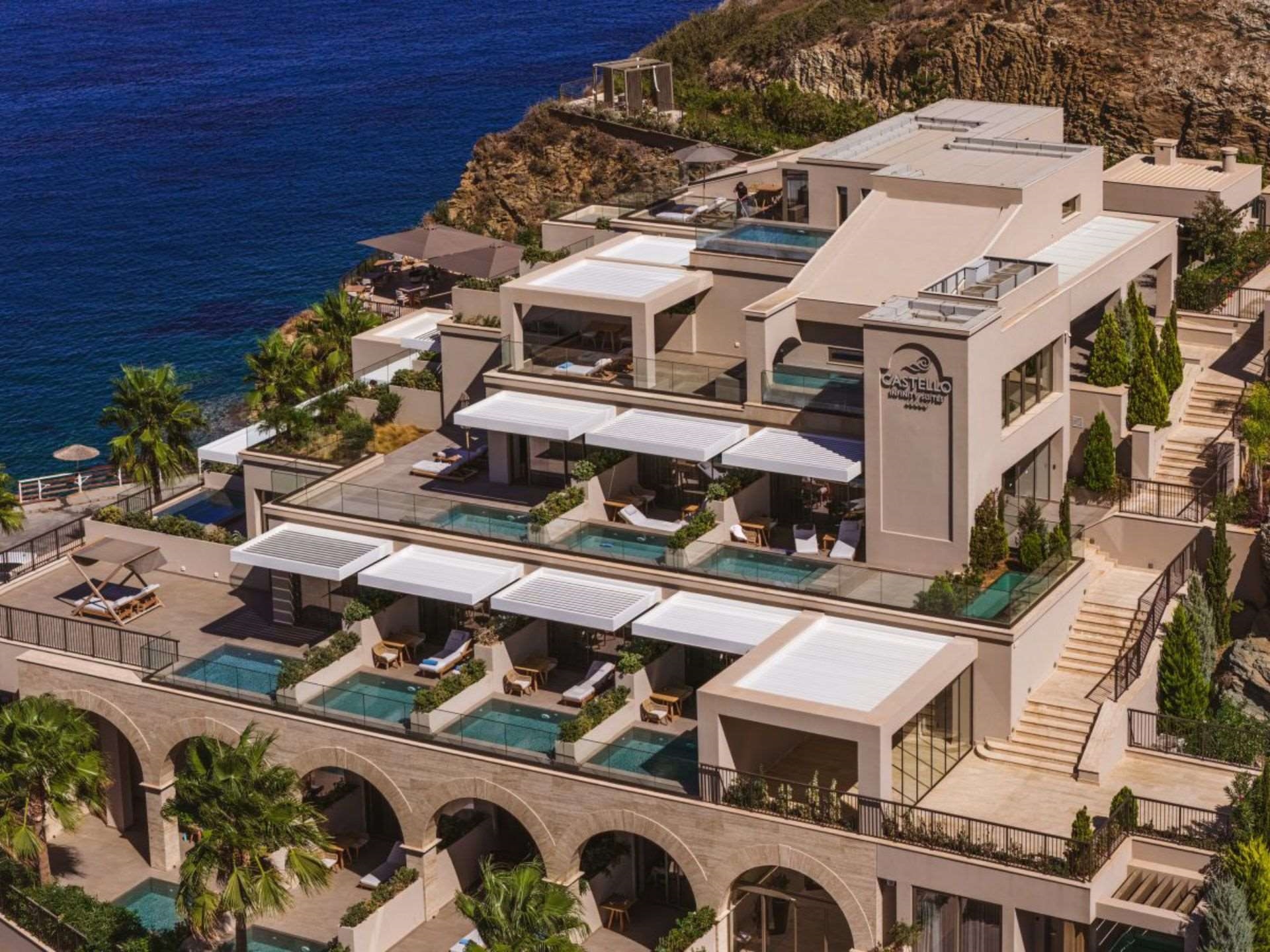 Castello Infinity Suites Adults Only