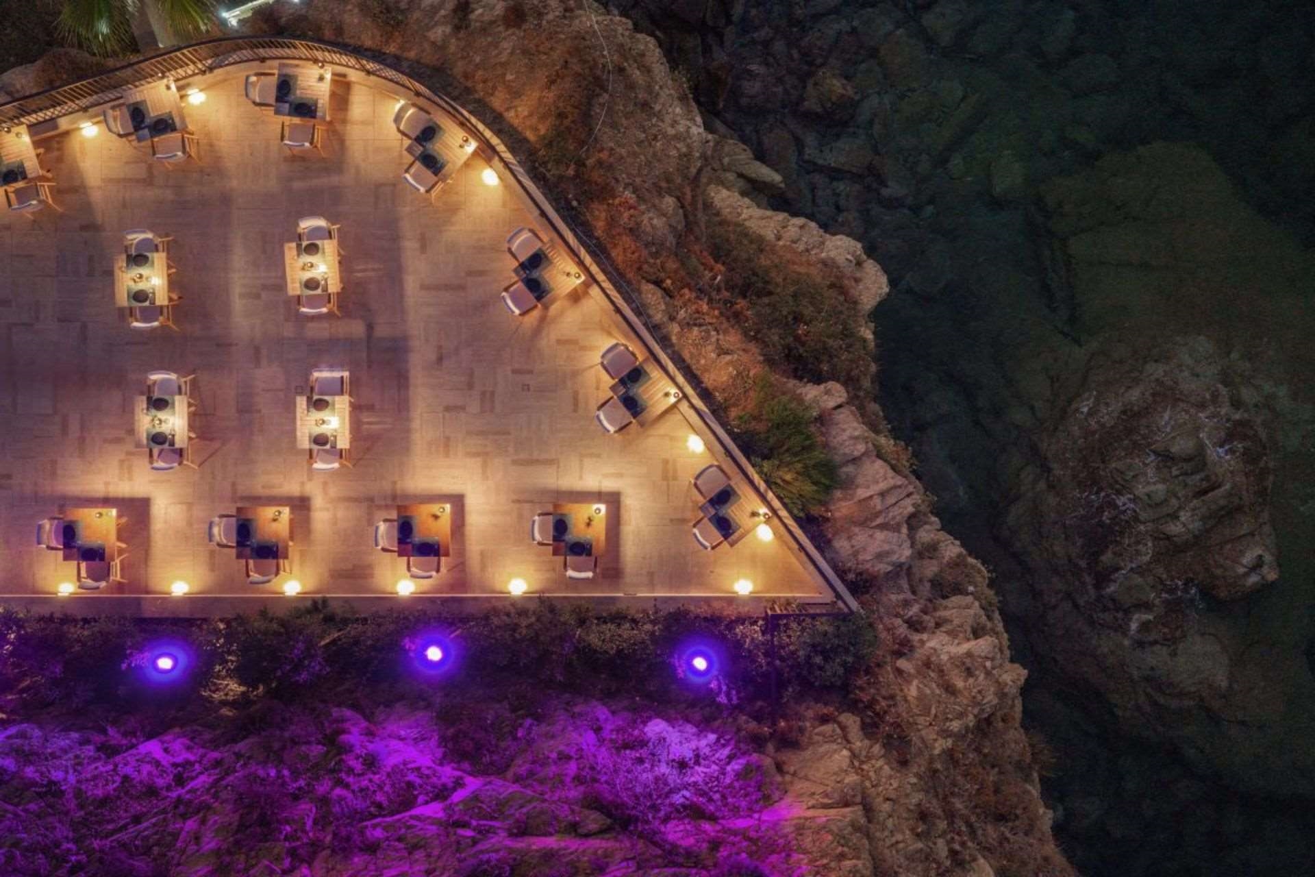 Castello Infinity Suites Adults Only