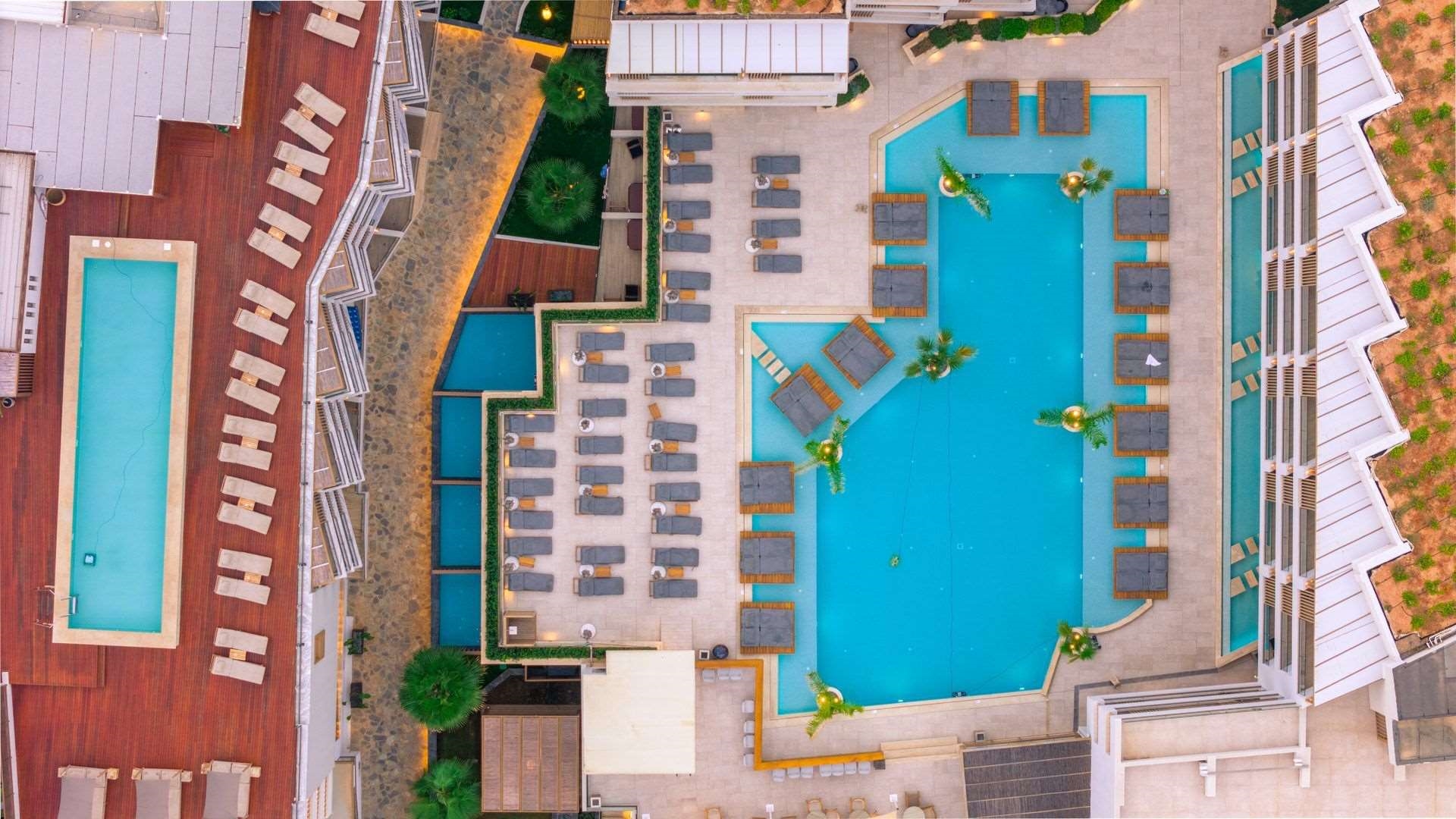 Akasha Beach Hotel