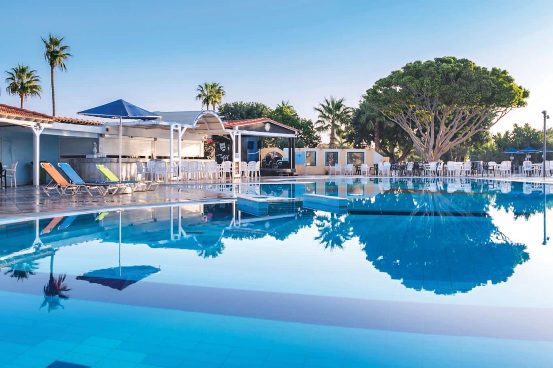 Atlantis Hotel