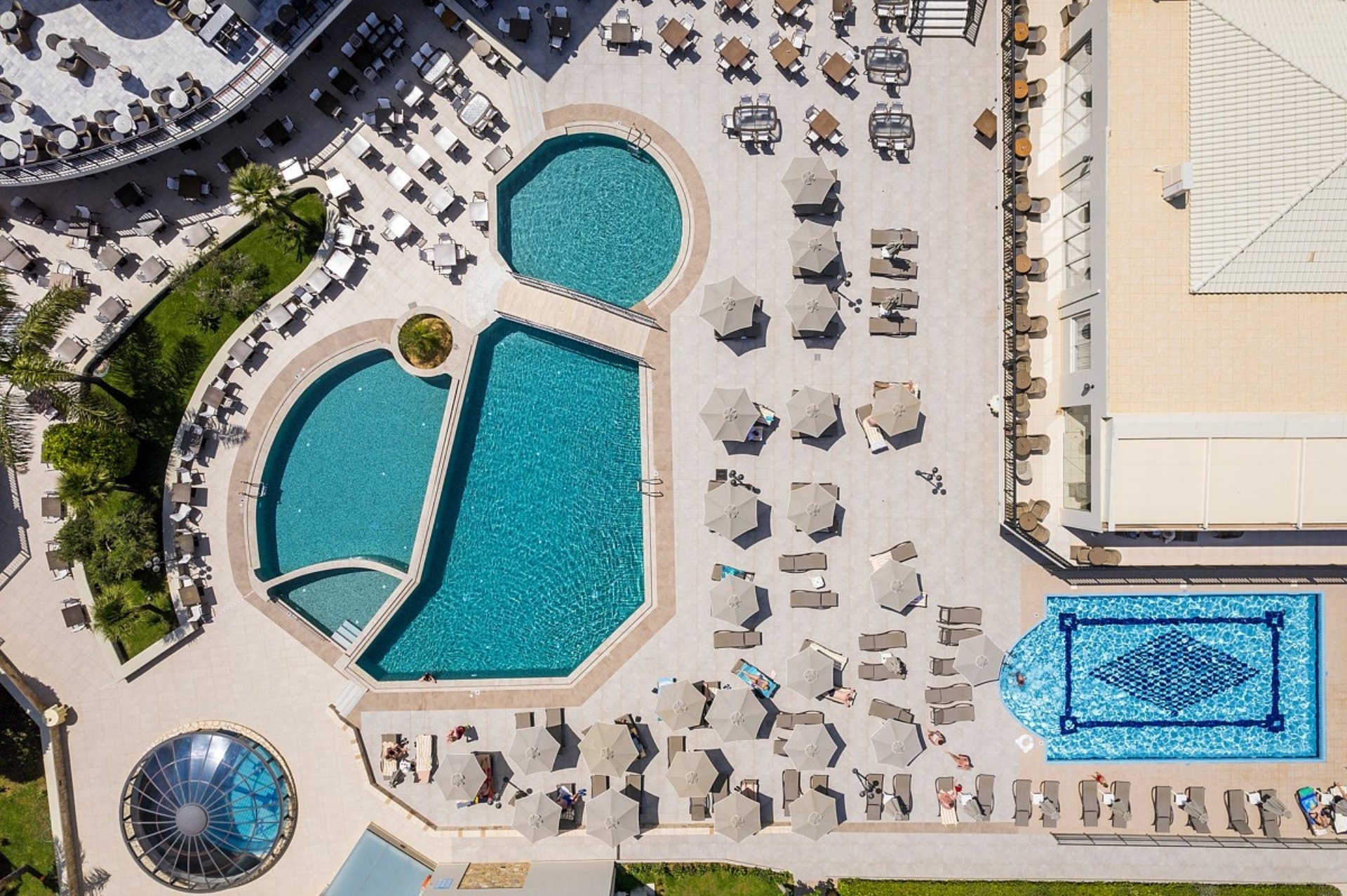 Vantaris Palace Hotel