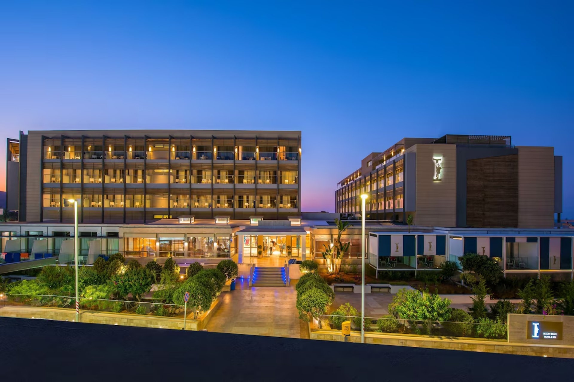 I-Resort Beach Hotel & Spa
