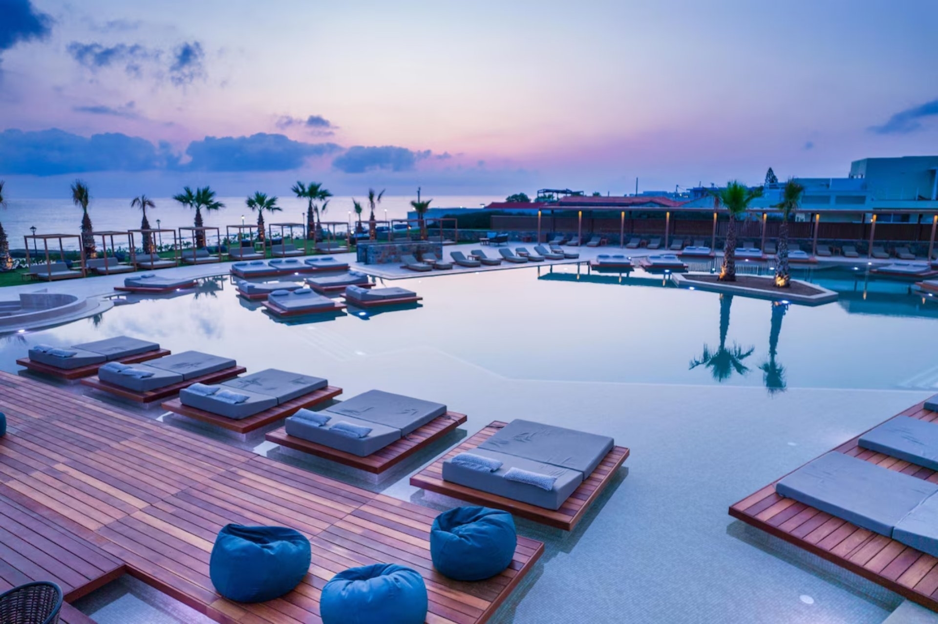 Senseana Seaside Hotel