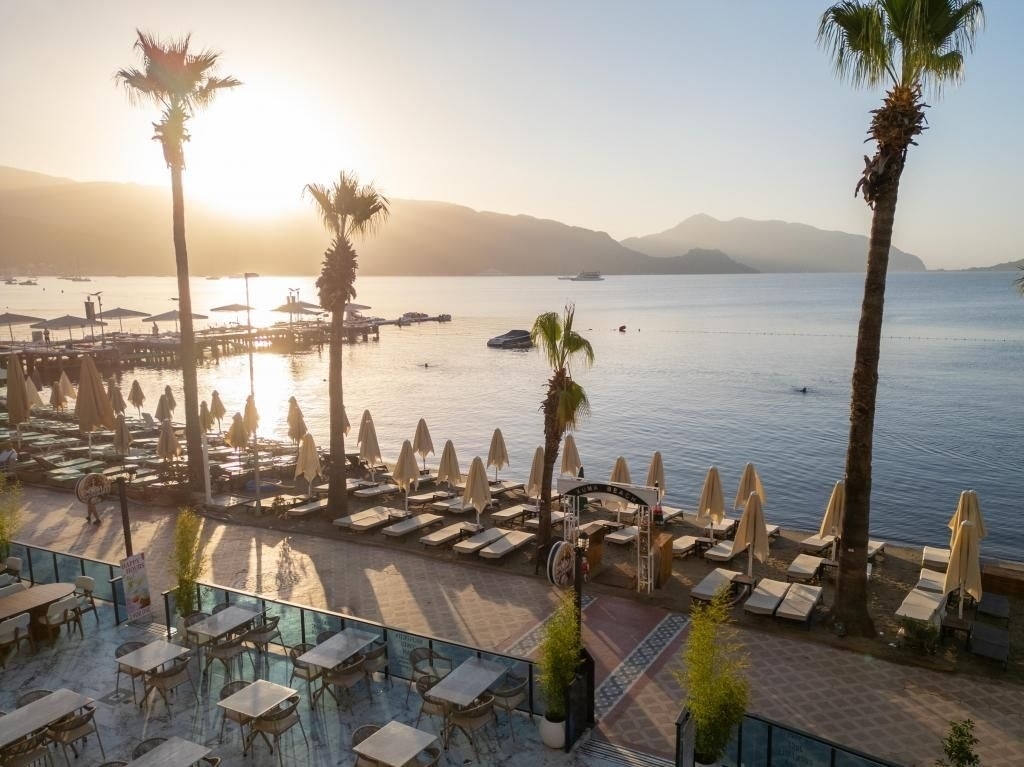 Verde Beach Hotel Adults Only +16