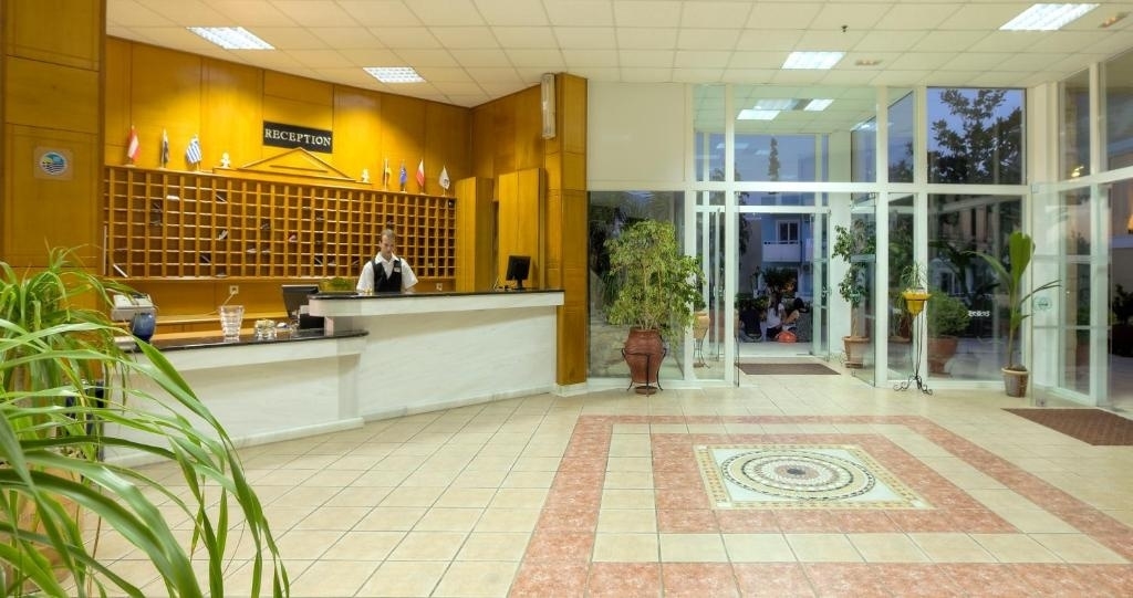 Corali Hotel