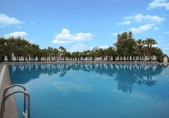Delphin Deluxe Hotel