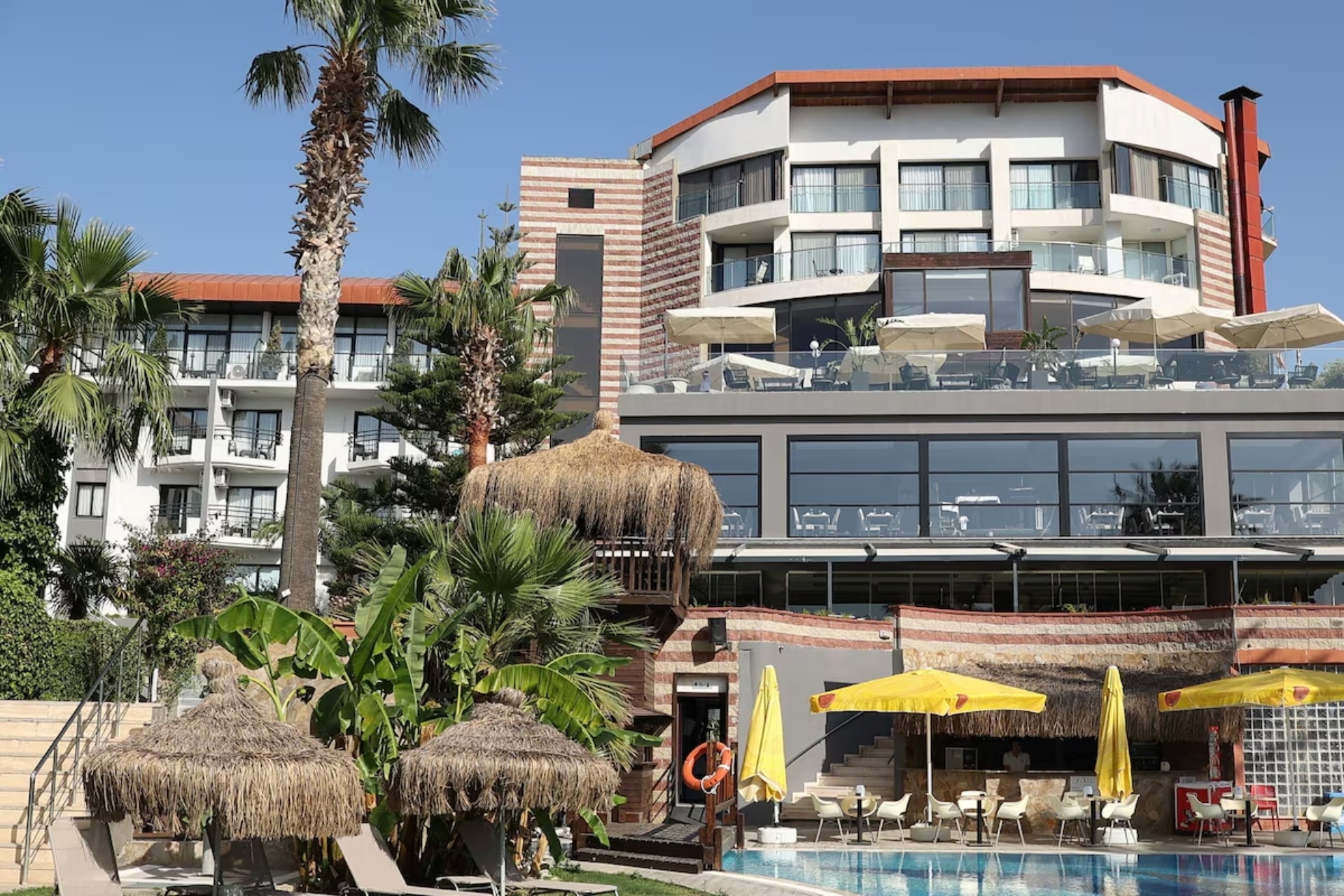 Piril Hotel